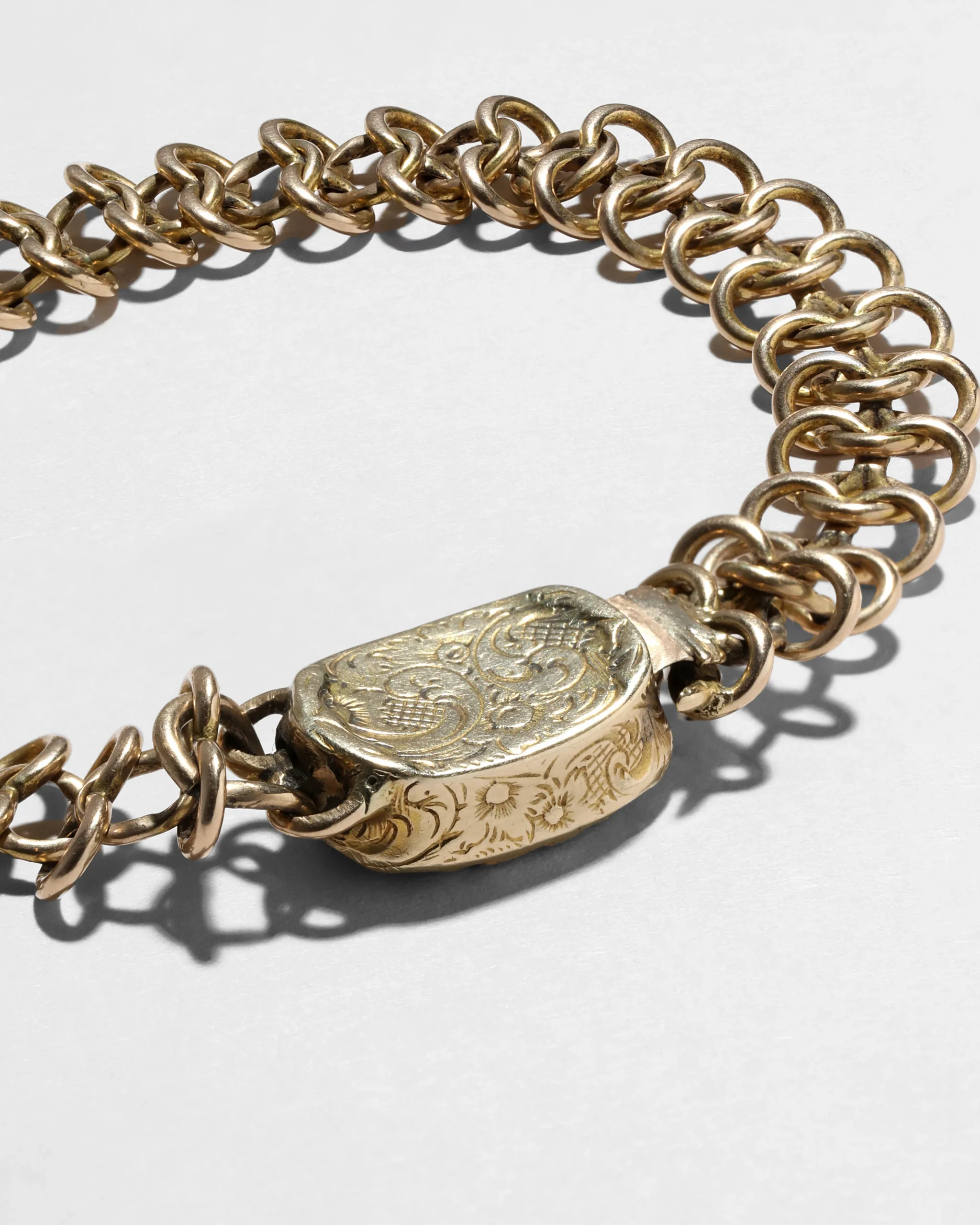 Antique Early 1800s 14k Gold with Mother of Pearl & Diamond Hand Engraved Link Bracelet