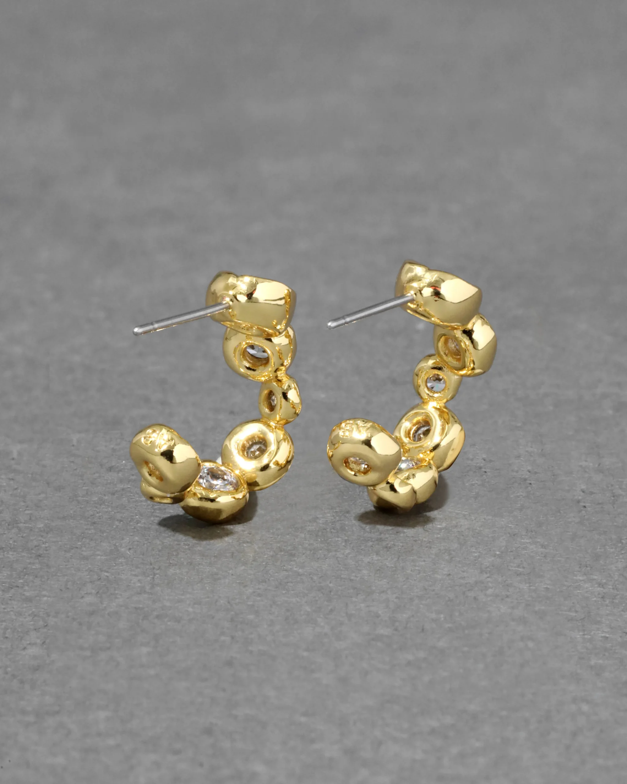 Asterales Gold Small Hoop Earring
