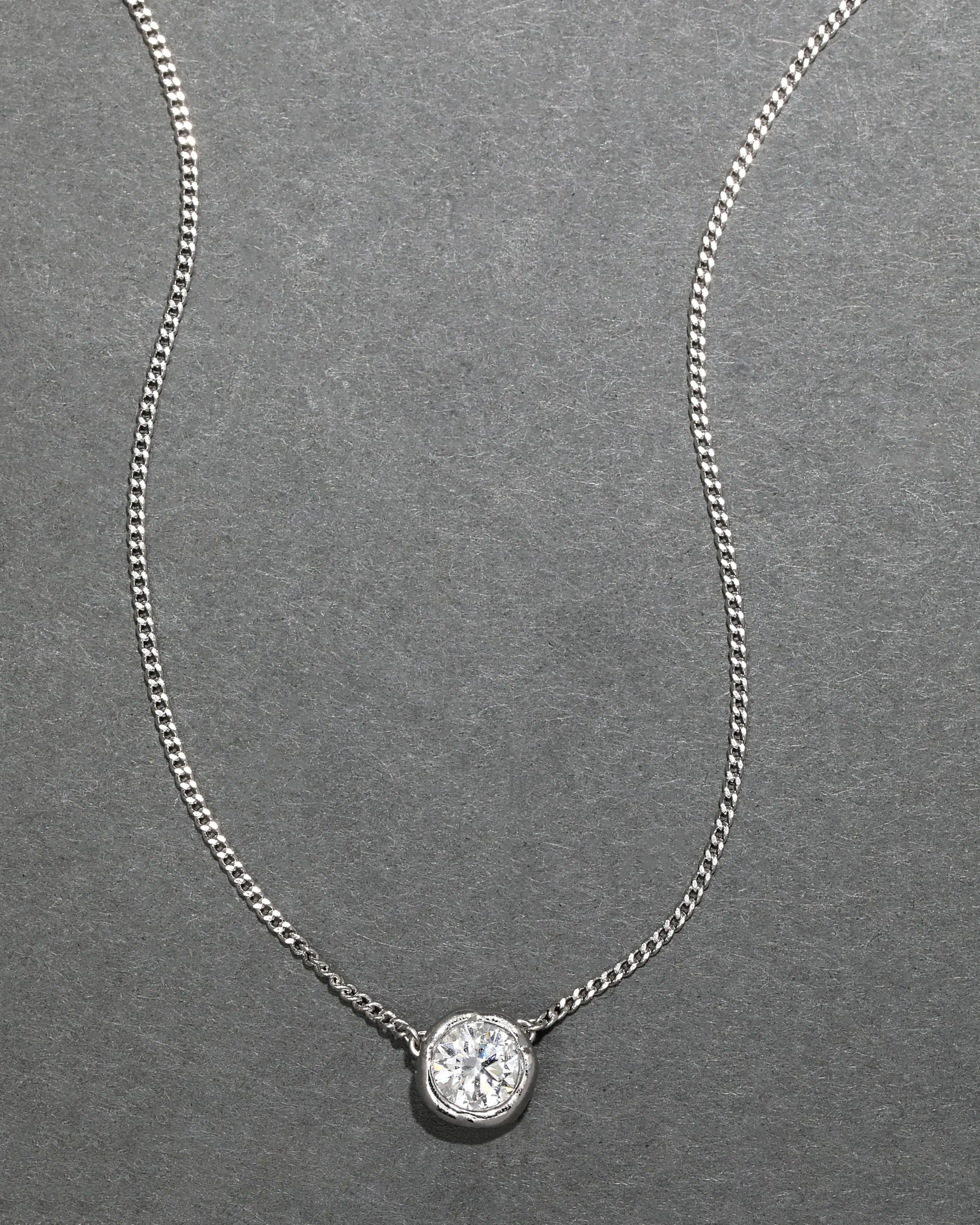 Asterales Silver Solitaire Necklace