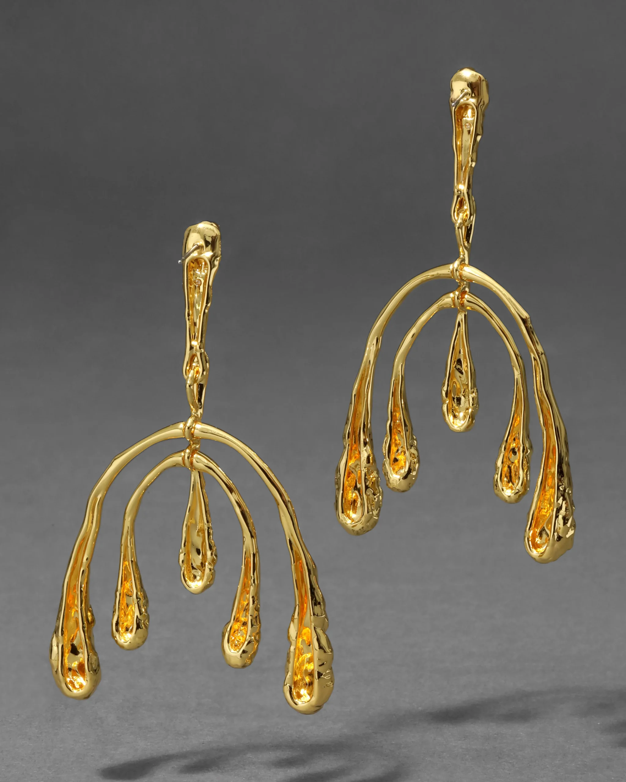 Brut Gold Medium Mobile Earring