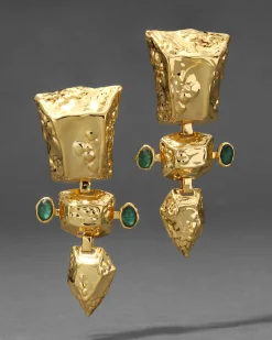 Brut Gold Totem Clip Earring