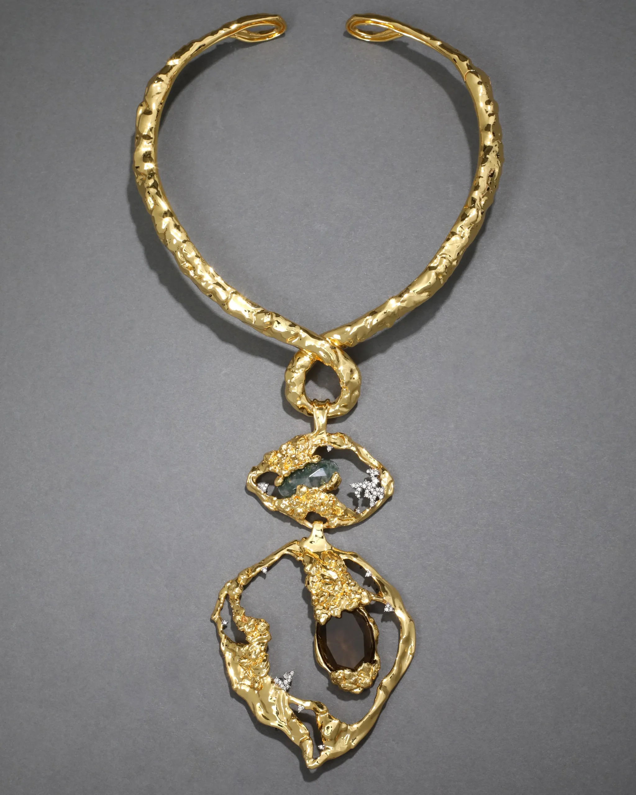 Brut Mosaic Collar