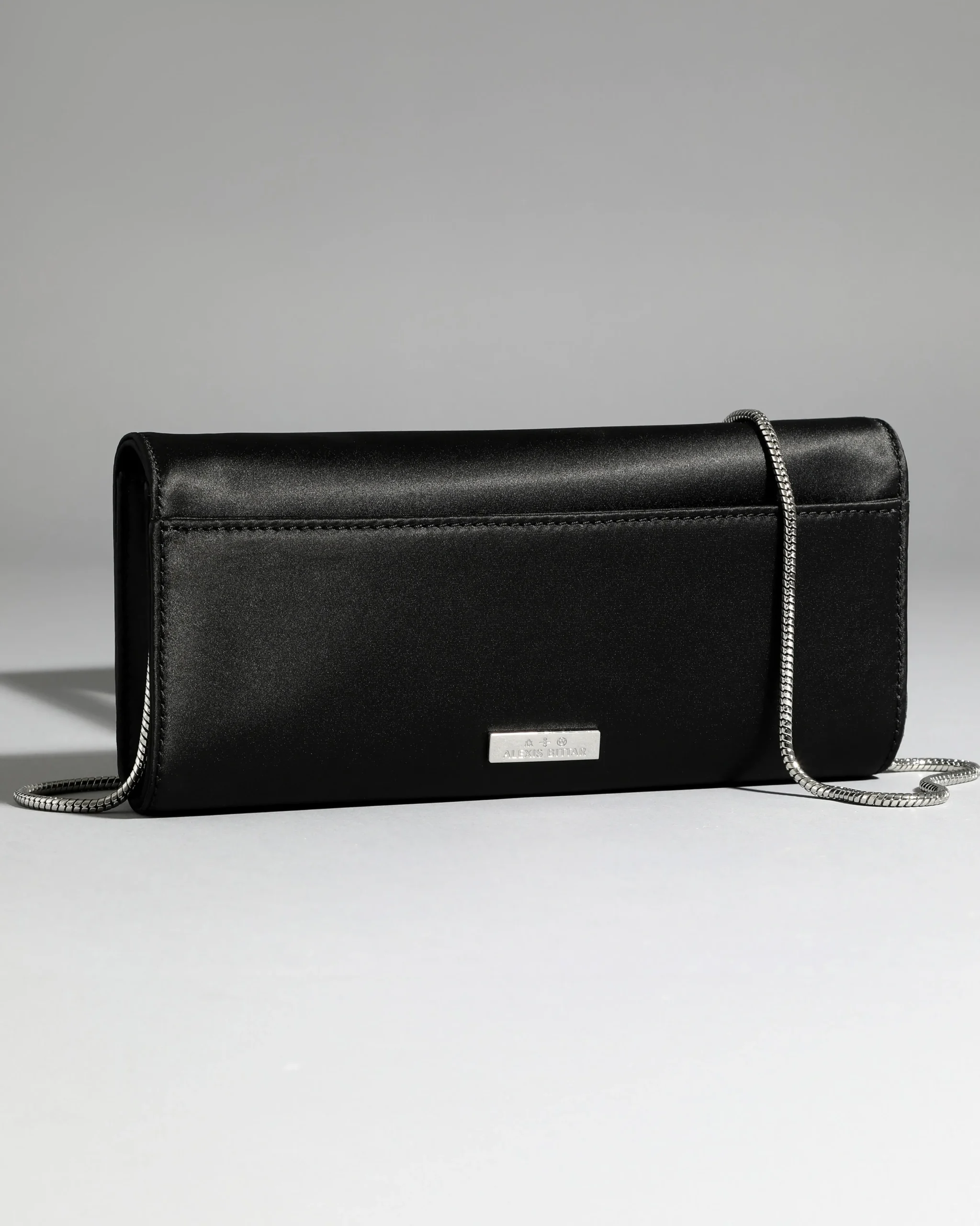 Crystal Curve Clutch- Black