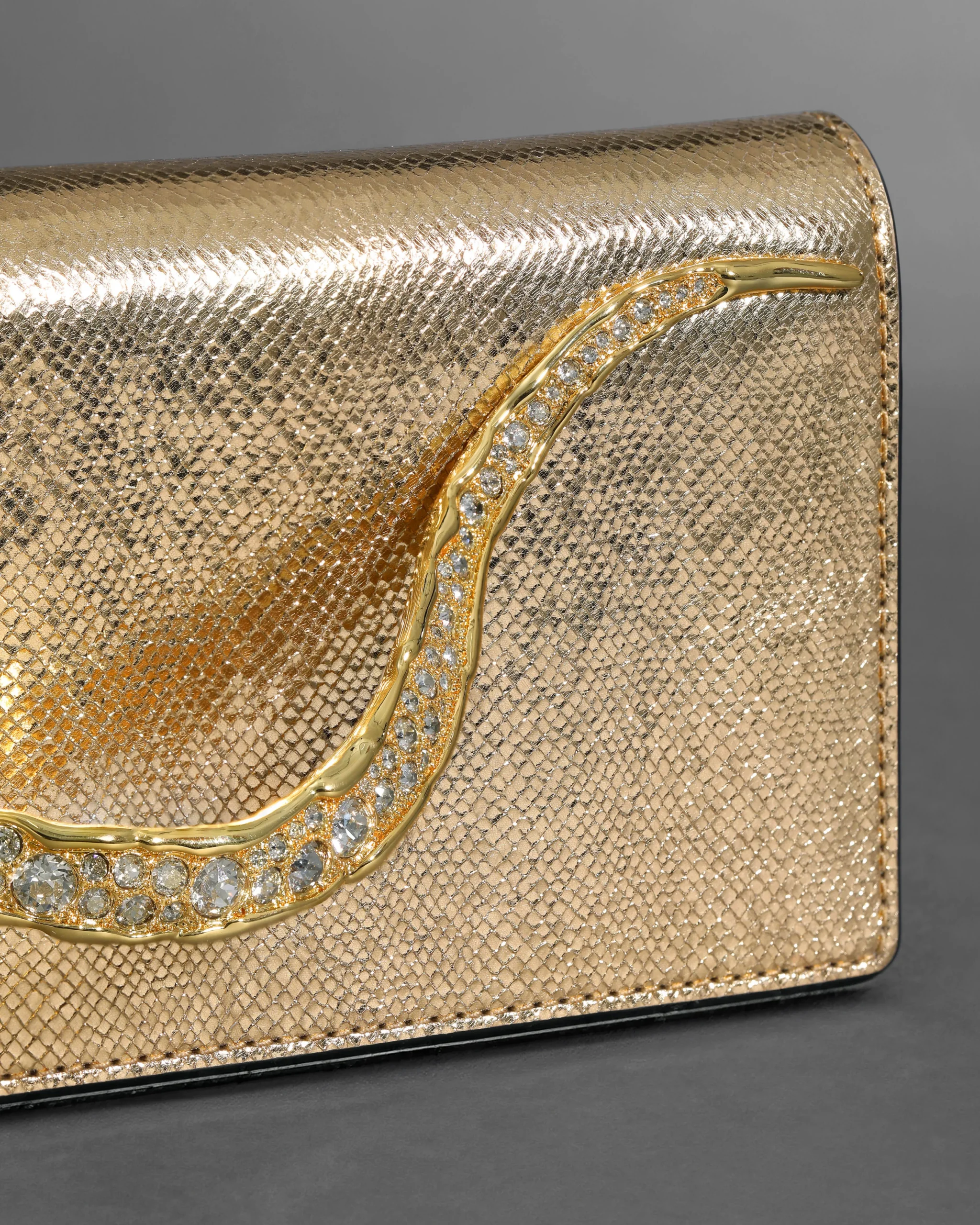 Crystal Curve Clutch- Gold