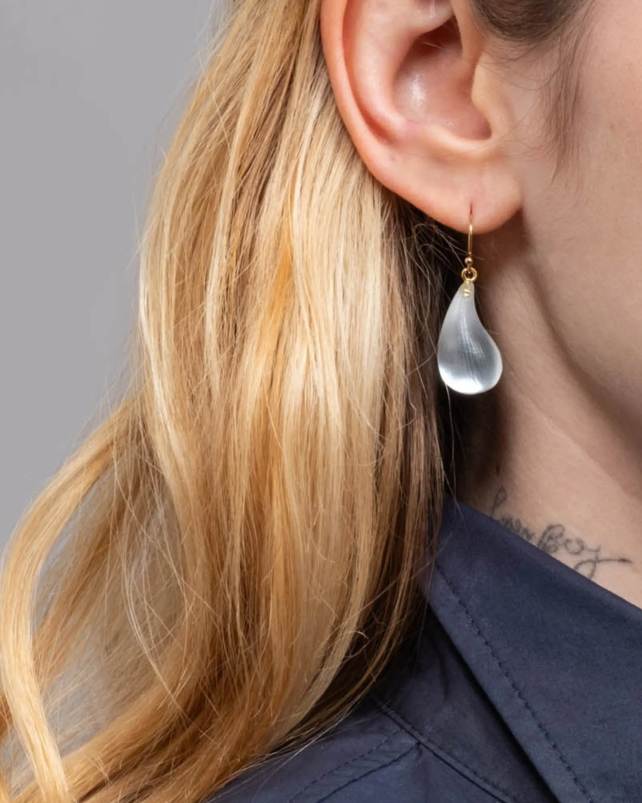 Lucite Dewdrop Earring- Silver