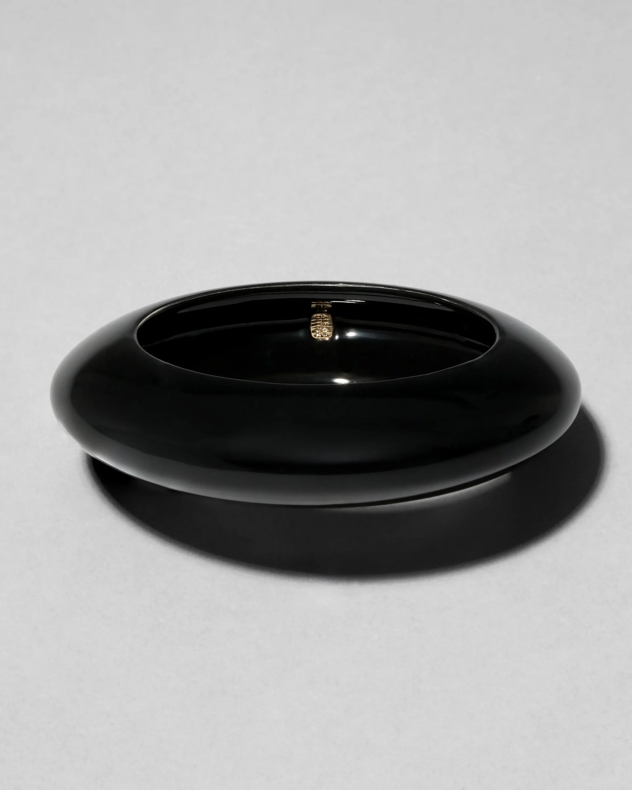 Lucite Saucer Bangle Bracelet- Onyx