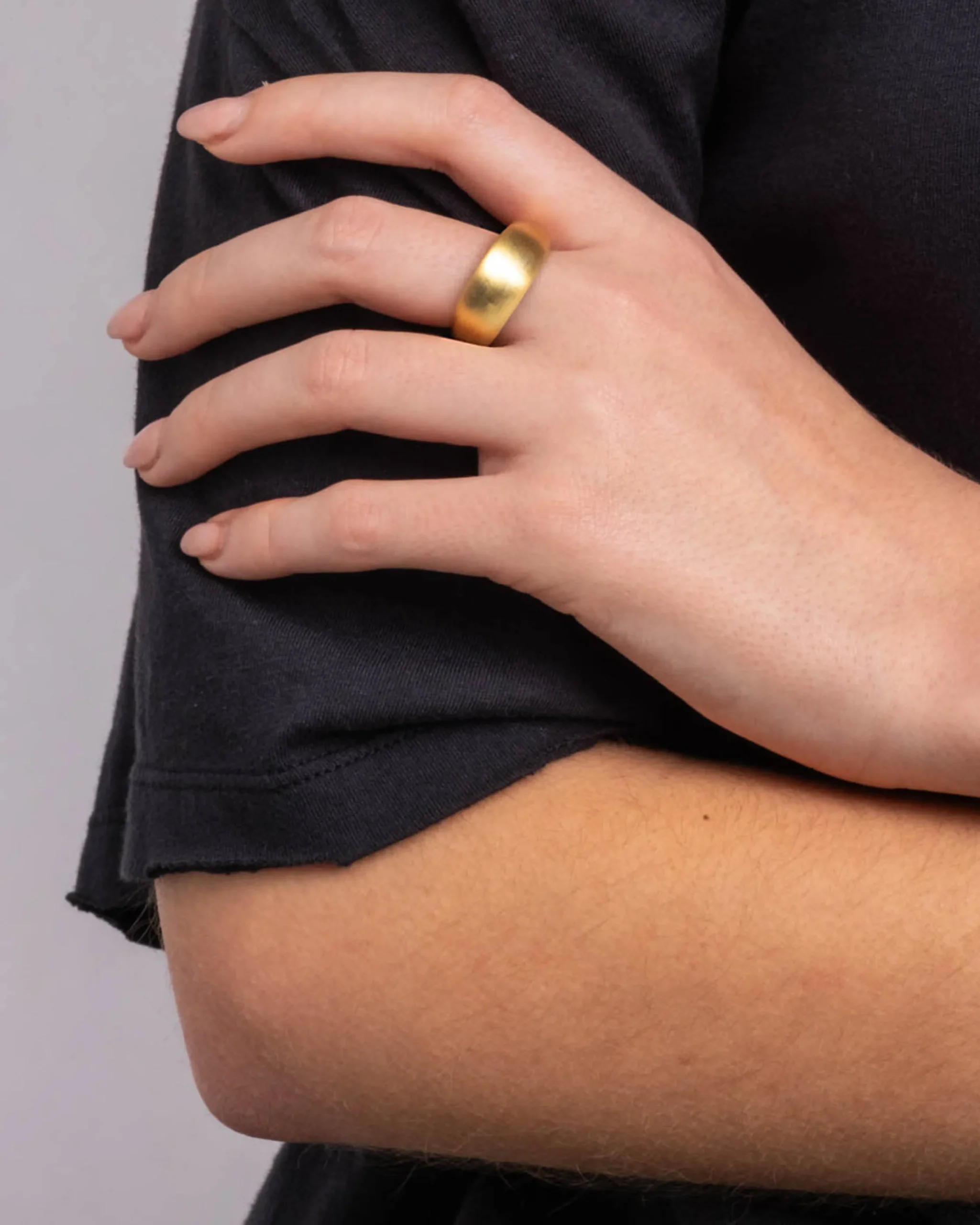 Lucite Tapered Ring- Gold