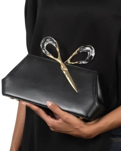 The Scissor Clutch- Black