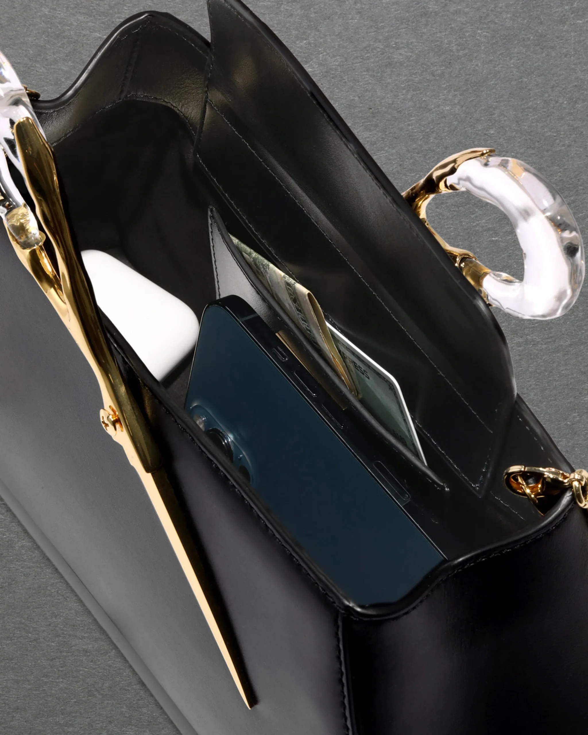 The Scissor Clutch- Black