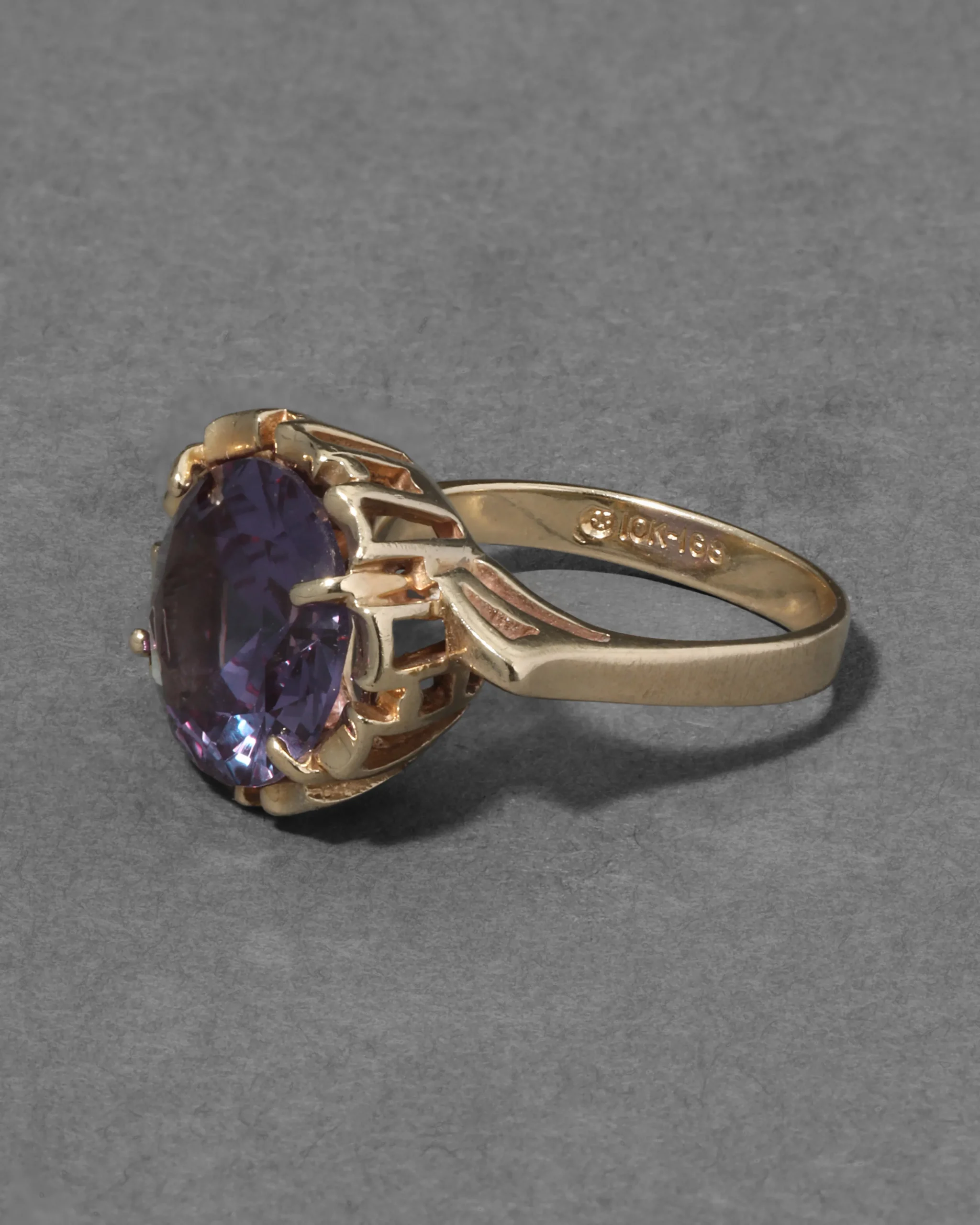 Vintage 1970s 10k Gold & Alexandrite Brutalist Ring