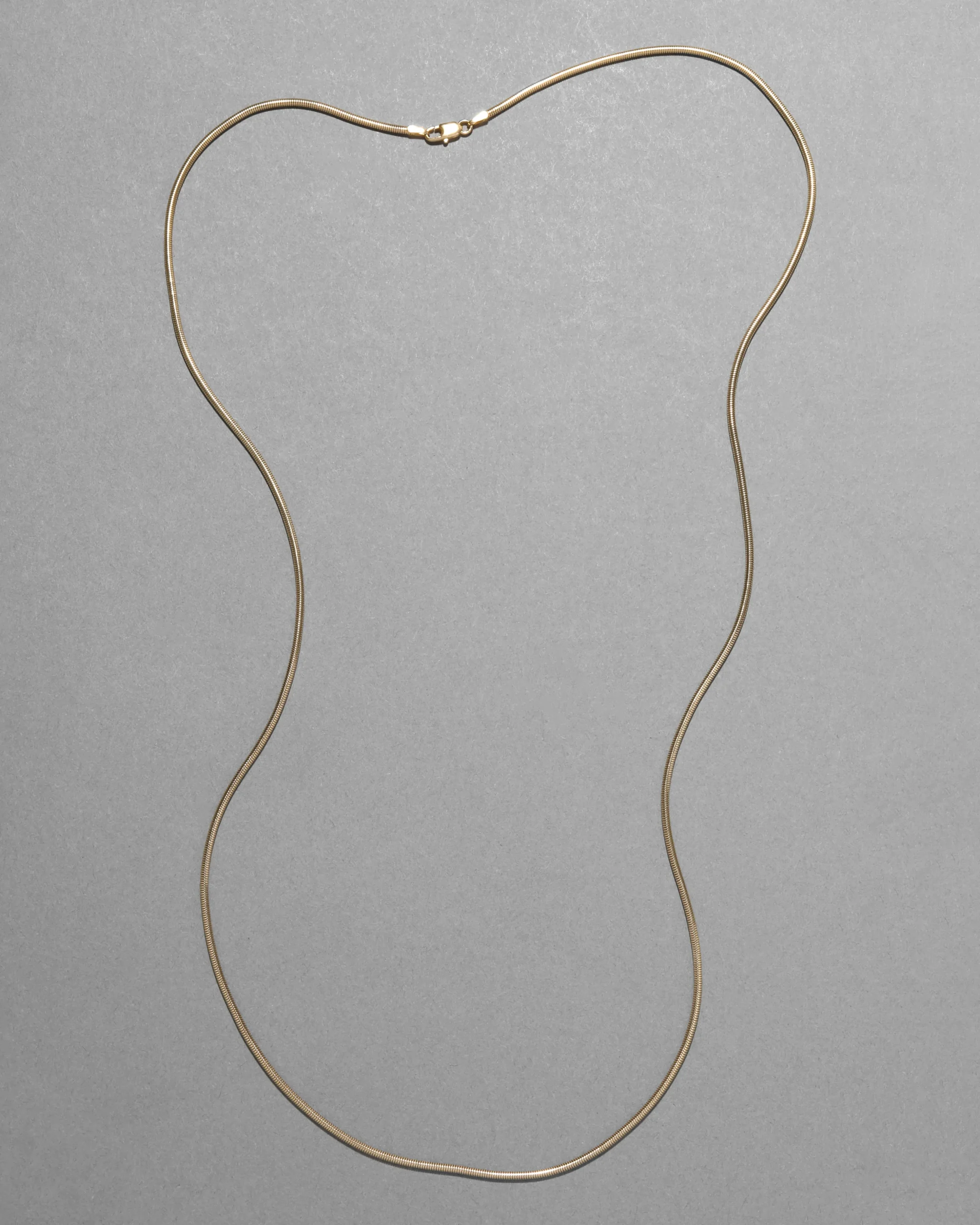 Vintage 1940s 14k Gold Italian Thin Round Snake Chain Necklace